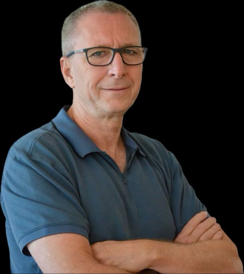 Eyal Schneid